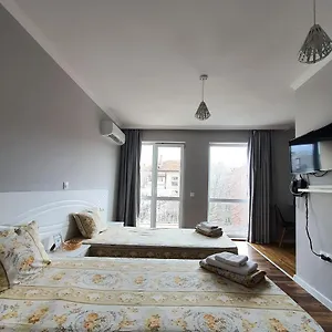 студио High Class Apartament